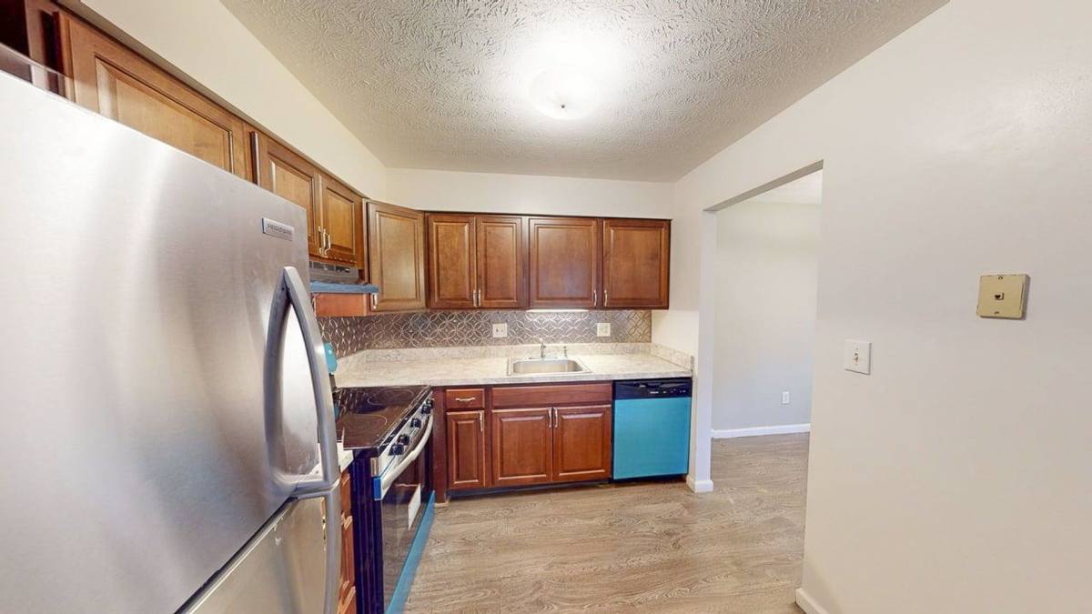 Condo for rent at 5285 Portland St, Columbus, OH 43235