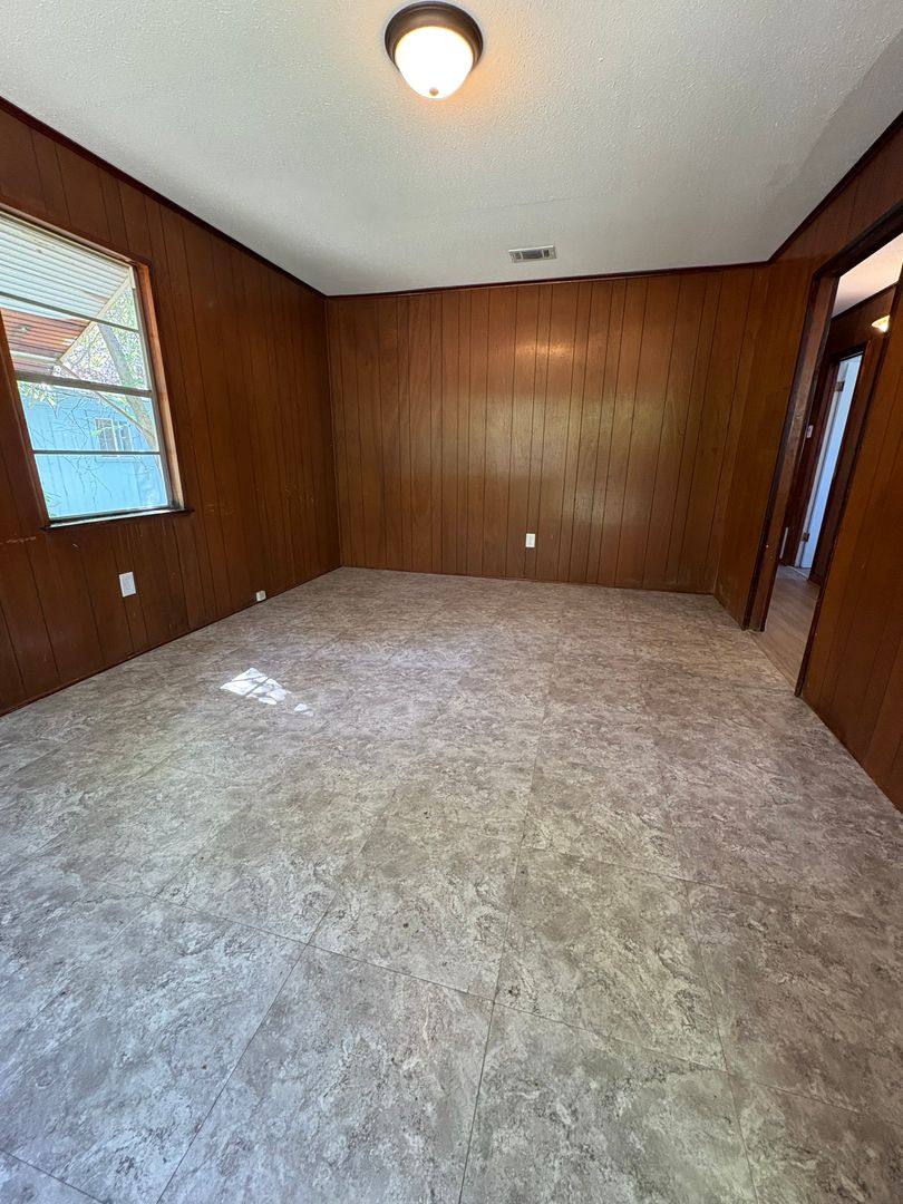 House for rent at 513 Sassafras Ave, Shreveport, LA 71106