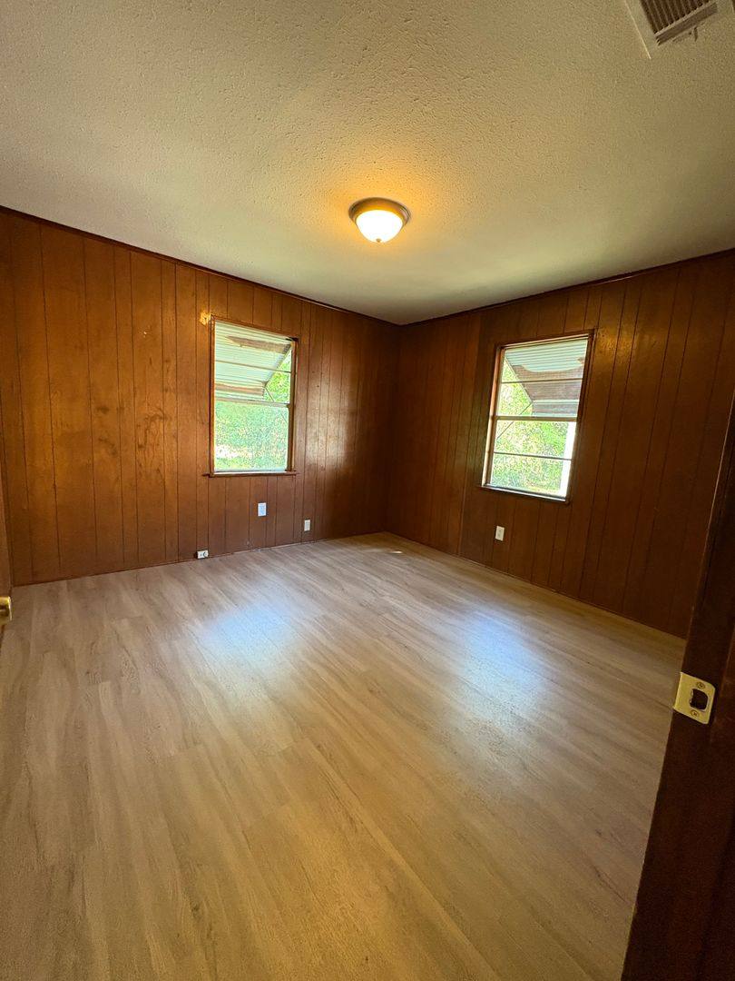 House for rent at 513 Sassafras Ave, Shreveport, LA 71106