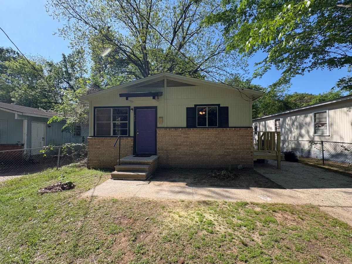 House for rent at 513 Sassafras Ave, Shreveport, LA 71106