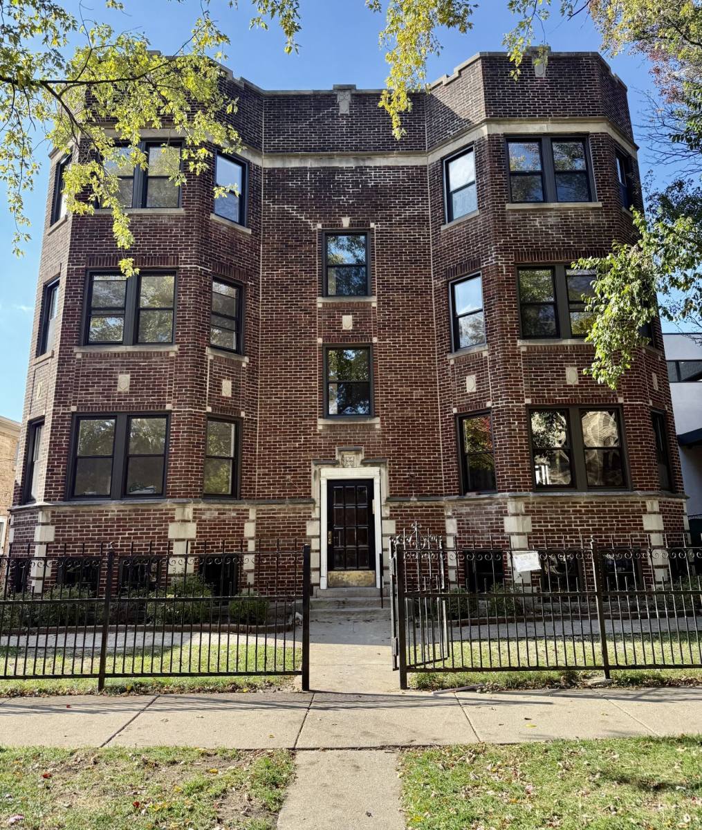Apartment for rent at 4884-86 N Hermitage, Chicago, IL 60640