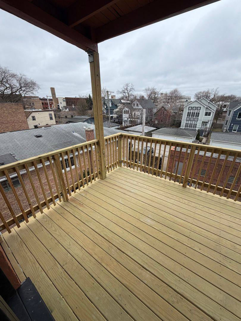 Apartment for rent at 4884-86 N Hermitage, Chicago, IL 60640