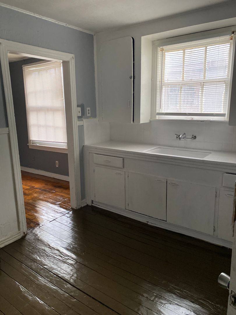 House for rent at 2714 Dupont St, Shreveport, LA 71109