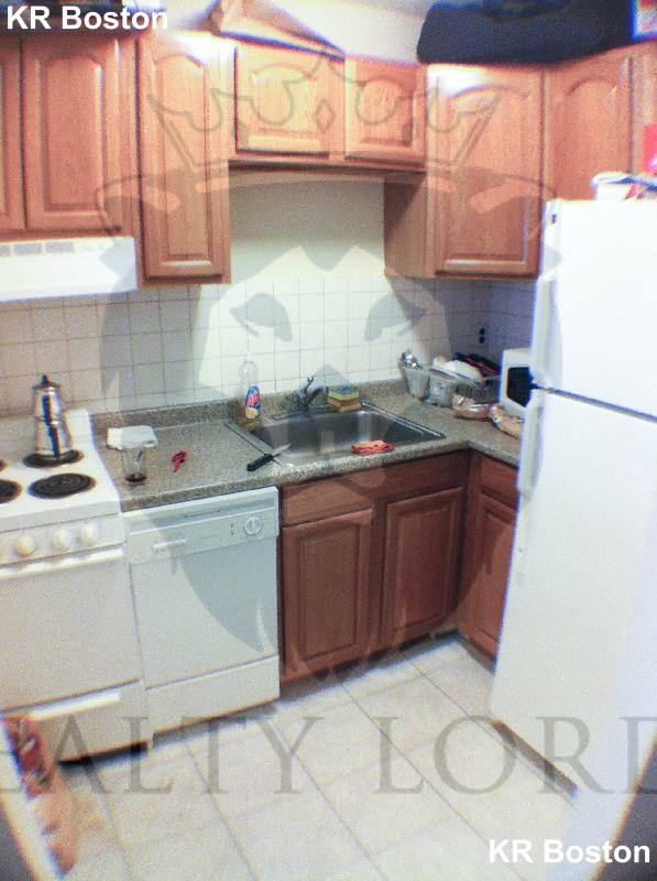 Apartment for rent at 34 Gardner St #33, Allston, MA 02134