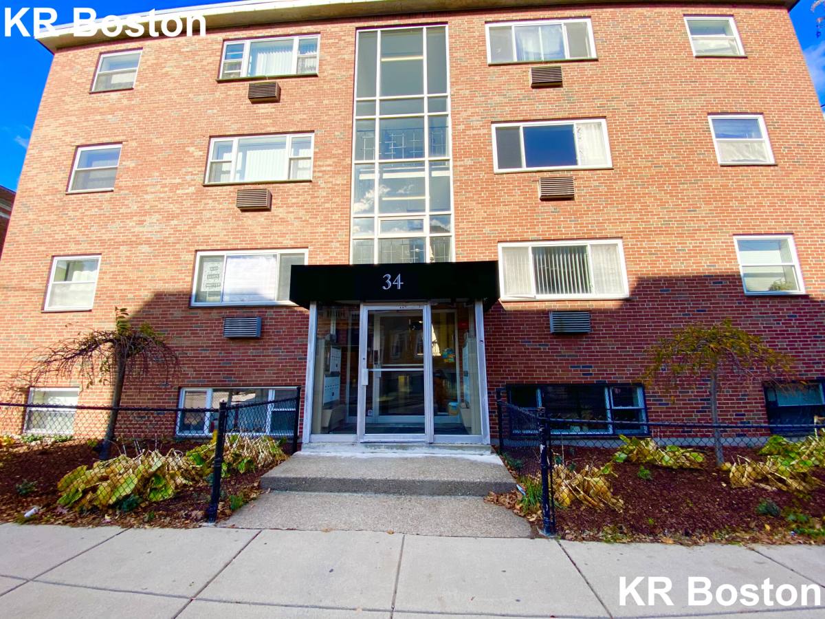 Apartment for rent at 34 Gardner St #33, Allston, MA 02134