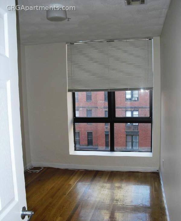 Apartment for rent at 81 Essex St #52, Boston, MA 02111