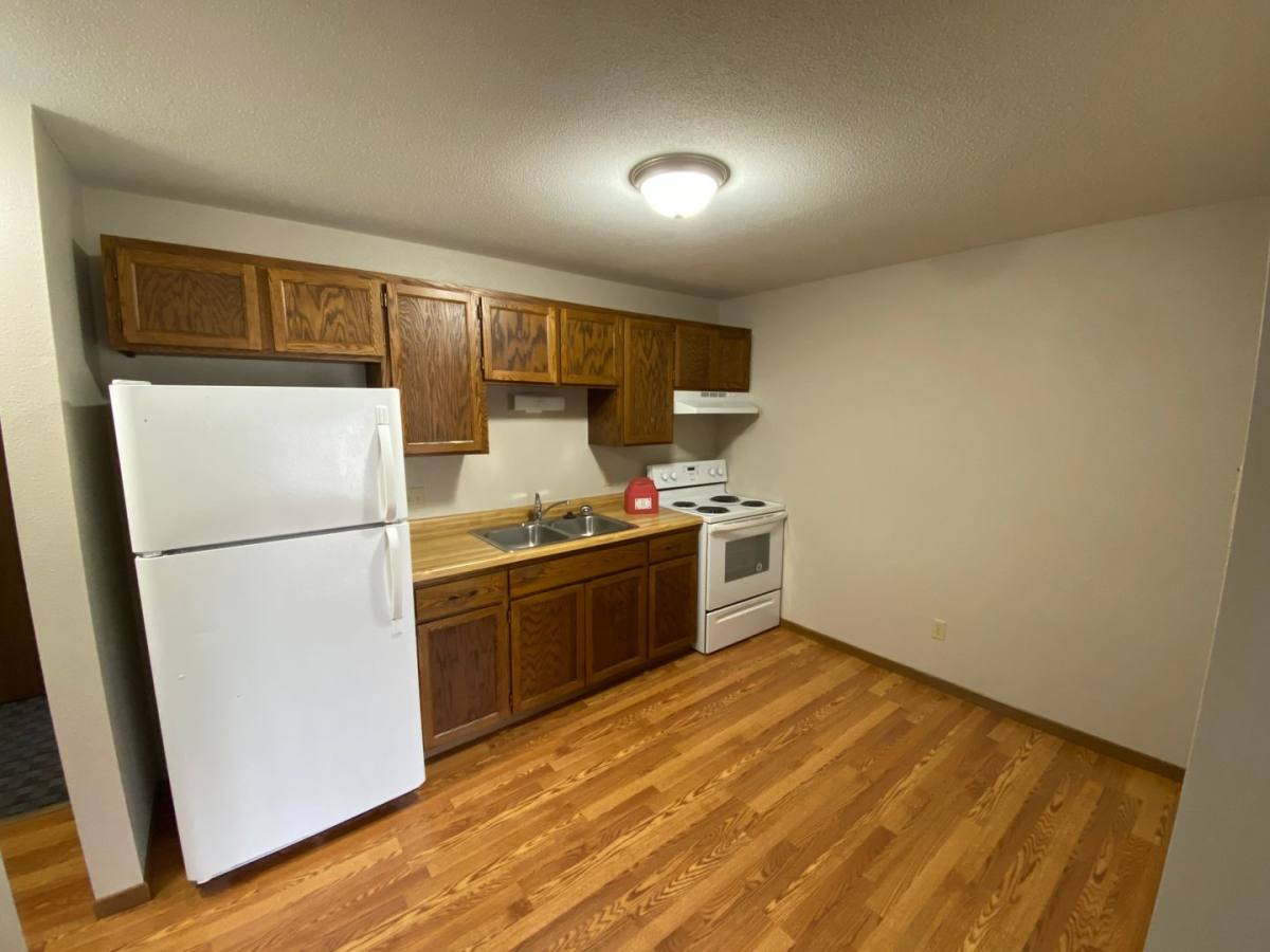Apartment for rent at 1720 5th Ave NE, East Grand Forks, MN 56721