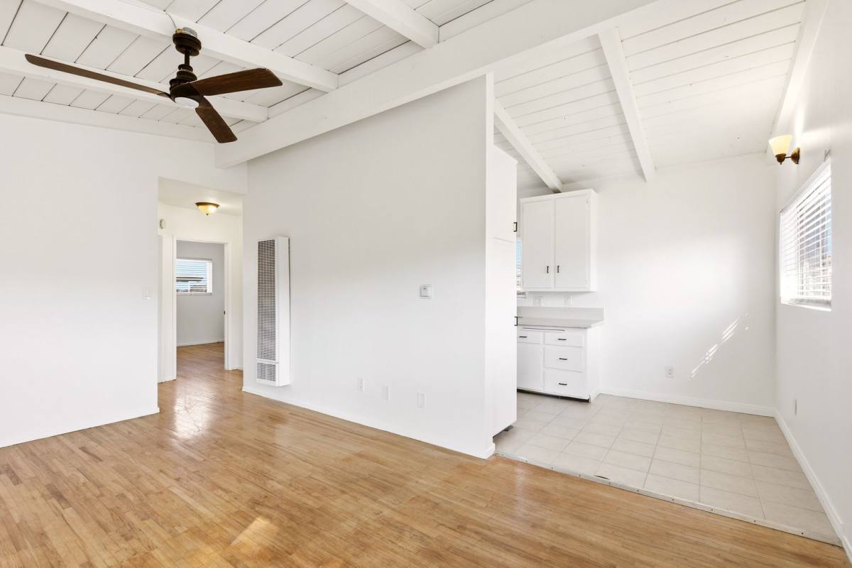 Apartment for rent at 25230 Loytan St, Torrance, CA 90505