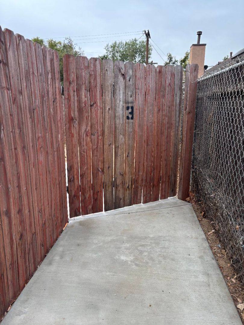 Apartment for rent at 5890 Antonia Place, Jurupa Valley, CA 92509