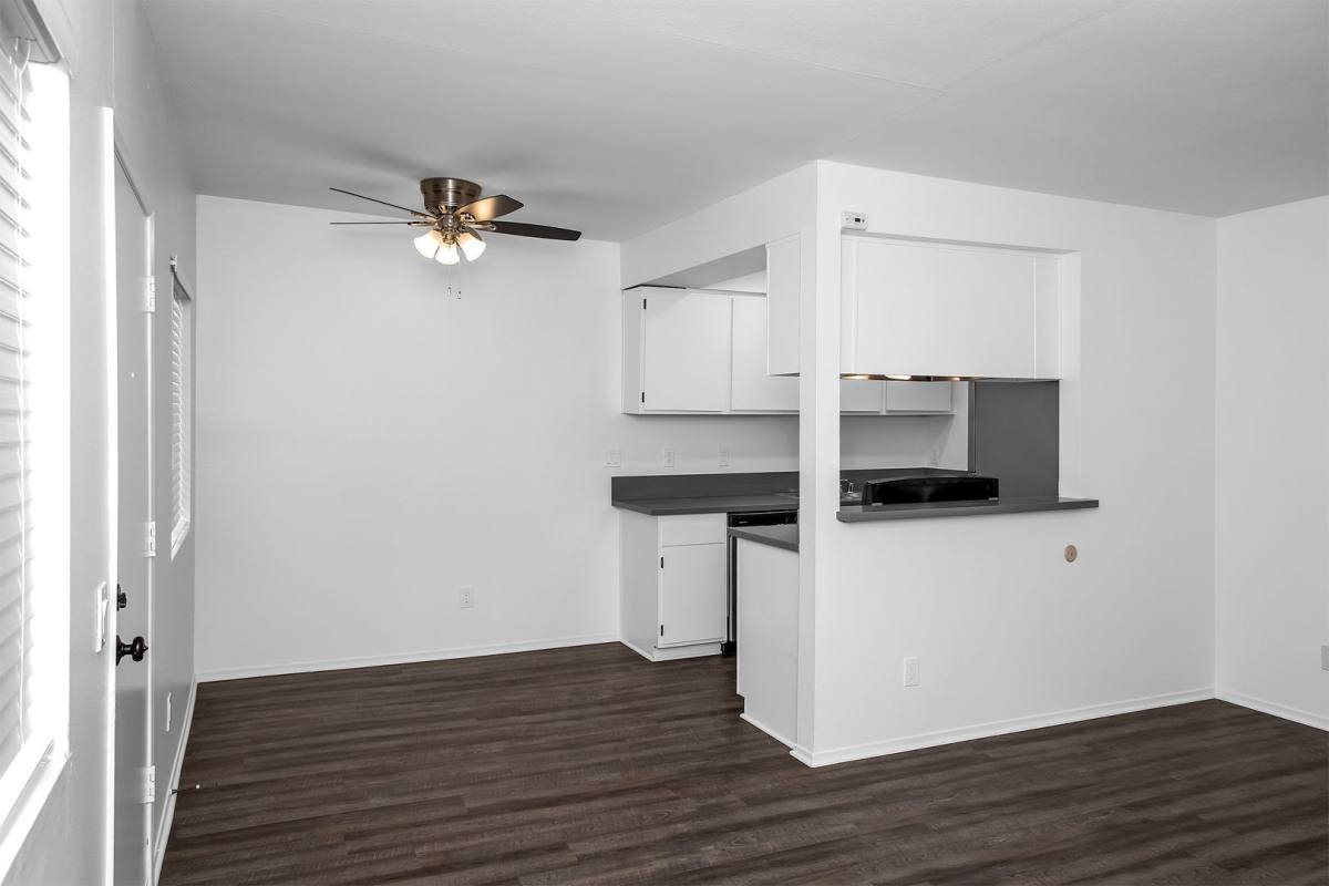 Apartment for rent at 520 W Wilson Ave, Glendale, CA 91203