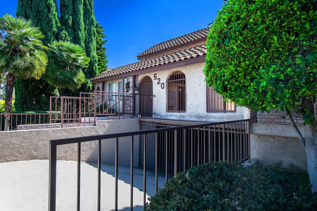 Apartment for rent at 520 W Wilson Ave, Glendale, CA 91203