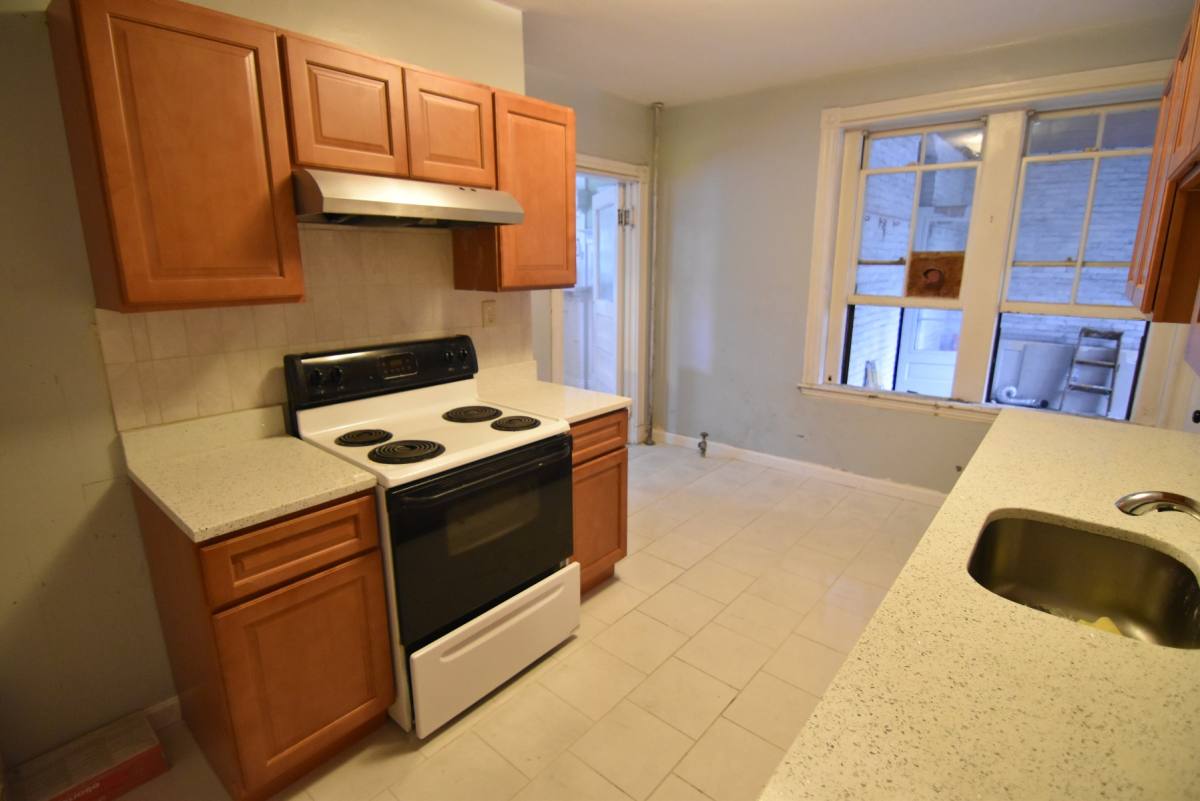 Apartment for rent at 1887 Beacon St #1, Brookline, MA 02445