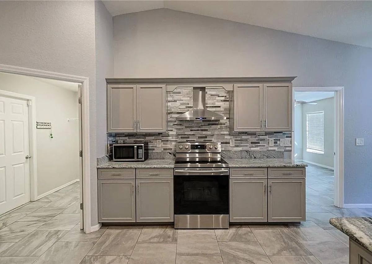 House for rent at 6367 SW 117th St Rd, Ocala, FL 34476