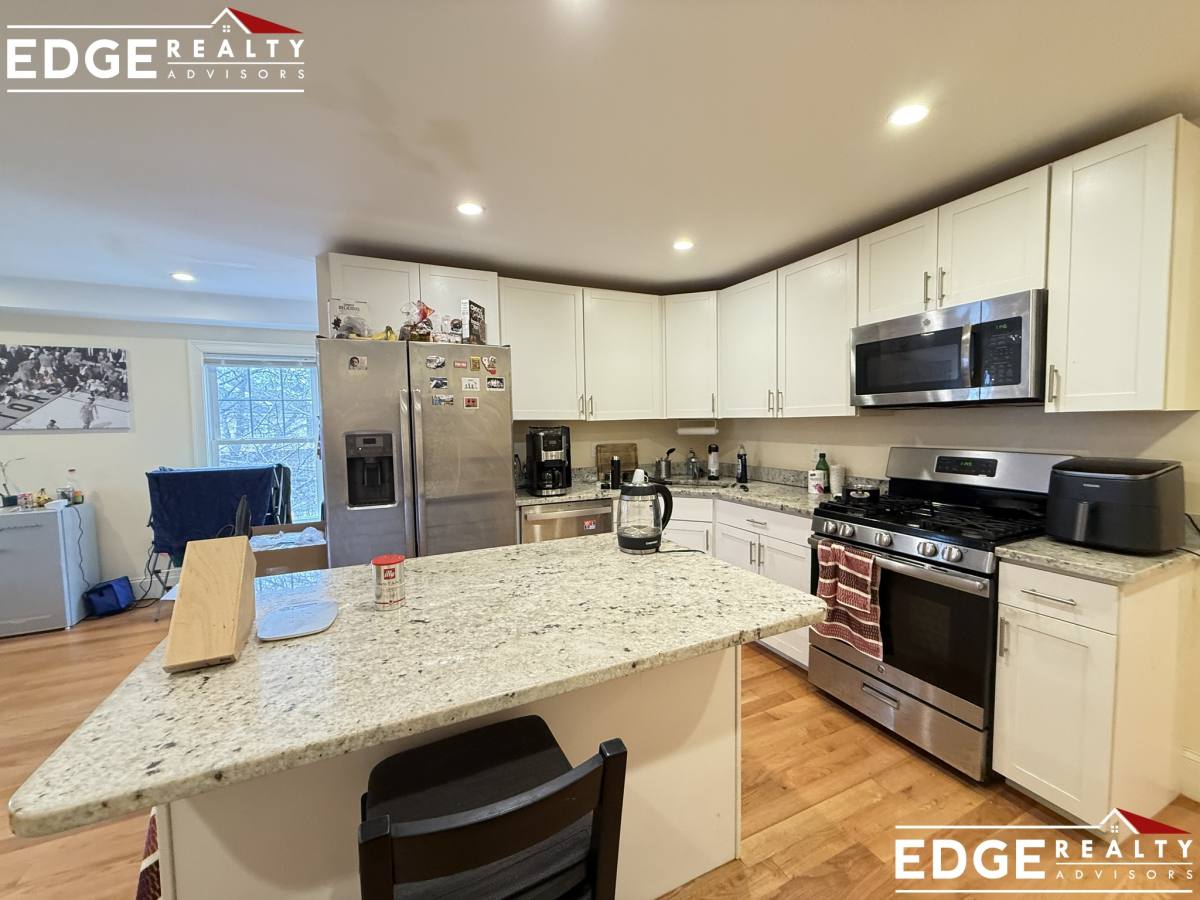 Apartment for rent at 23 Higgins St #2, Allston, MA 02134