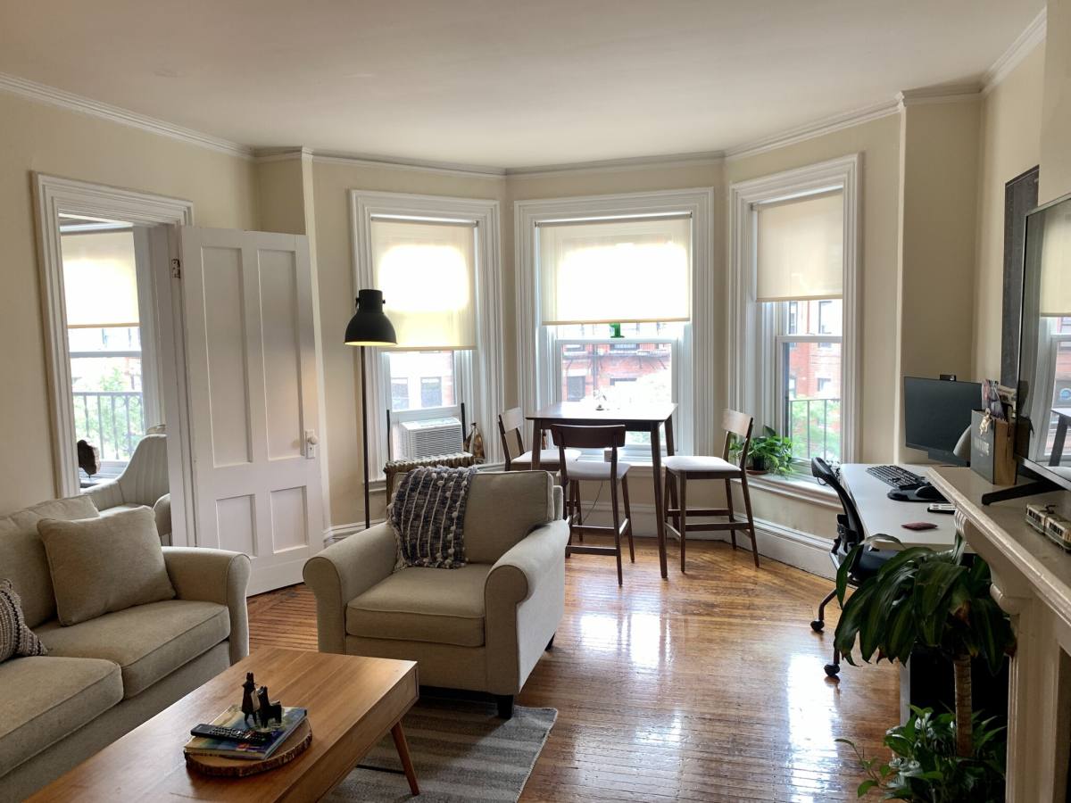Apartment for rent at 217 Newbury St #3, Boston, MA 02116