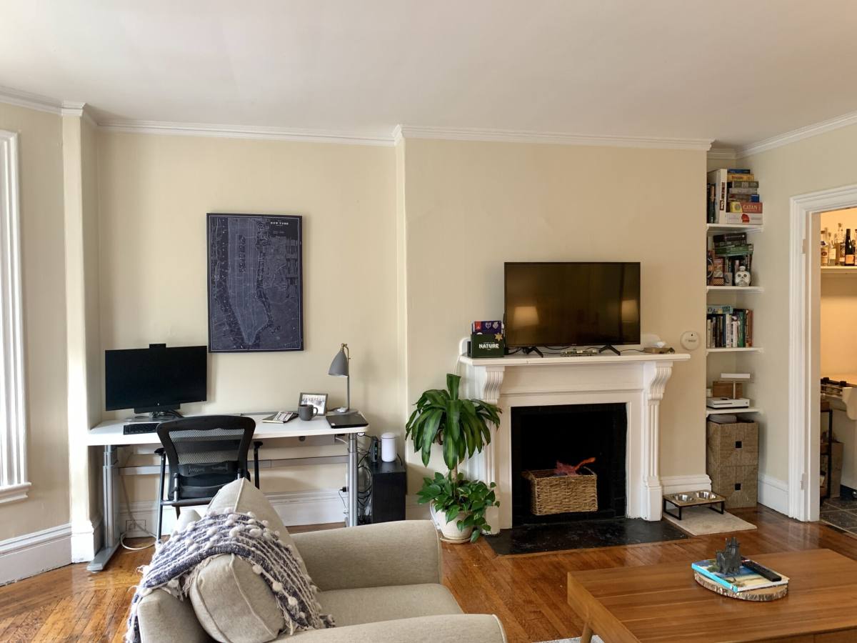 Apartment for rent at 217 Newbury St #3, Boston, MA 02116
