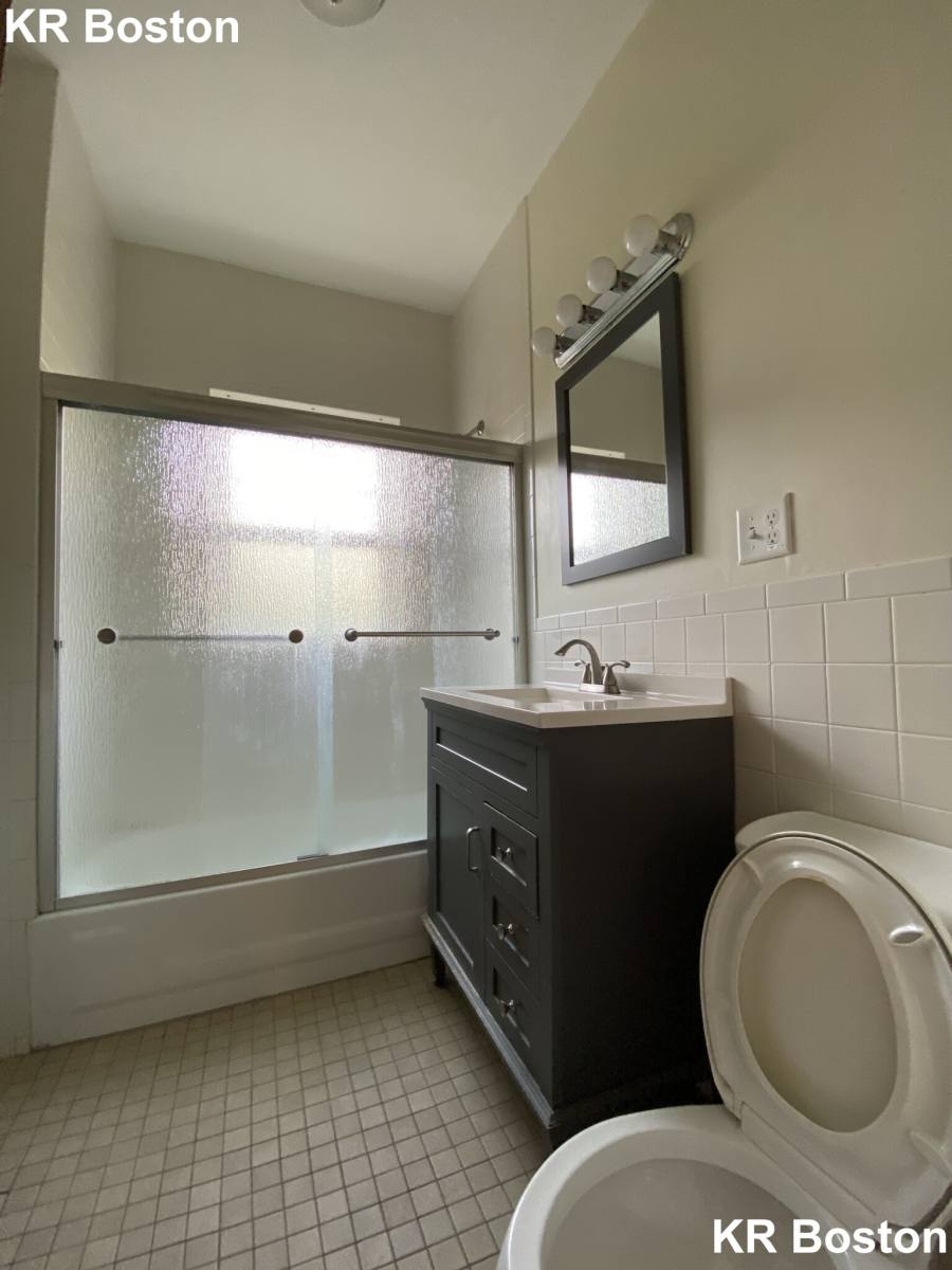 Apartment for rent at 163 Summer #2, Somerville, MA 02143