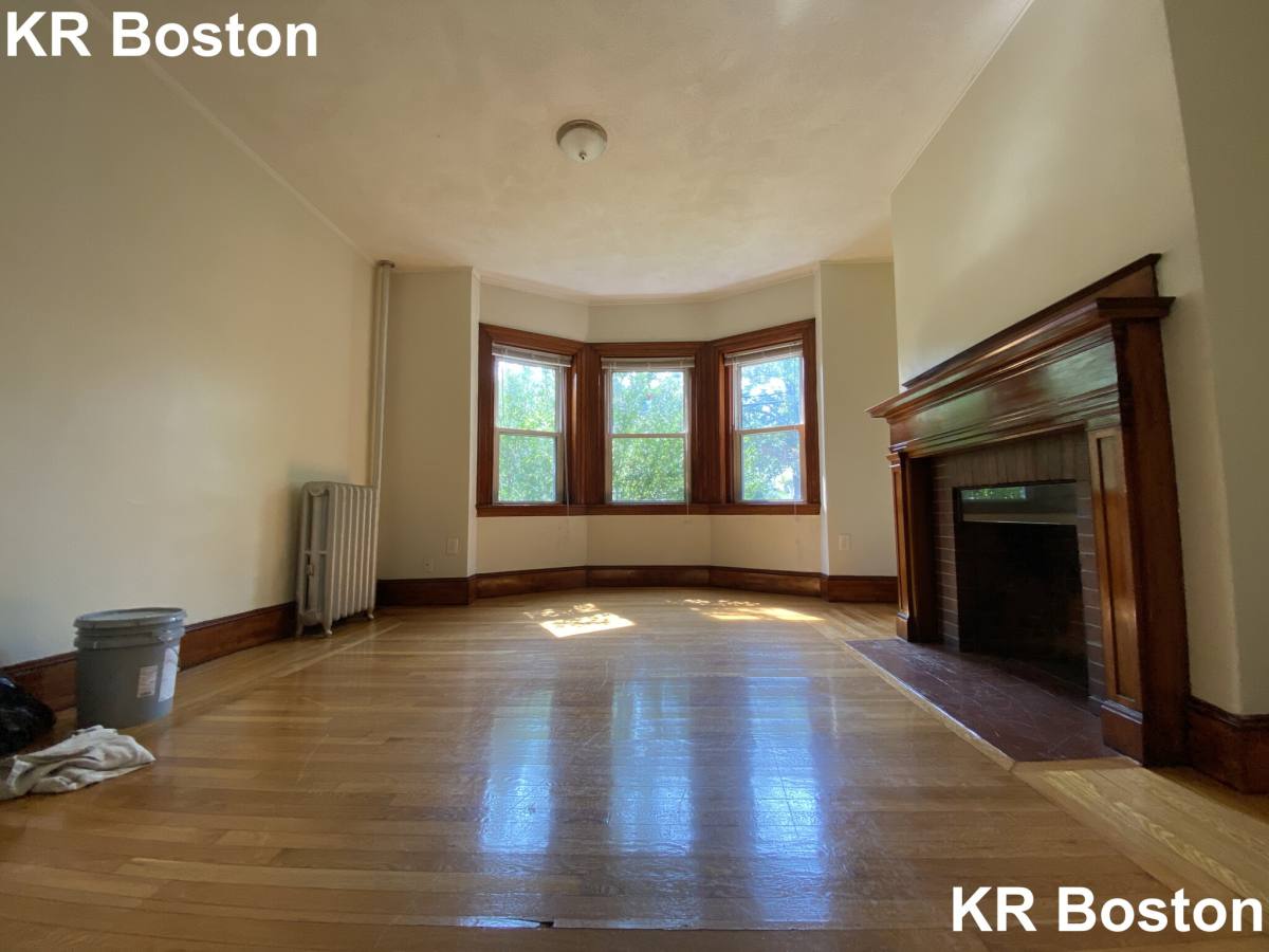 Apartment for rent at 163 Summer #2, Somerville, MA 02143