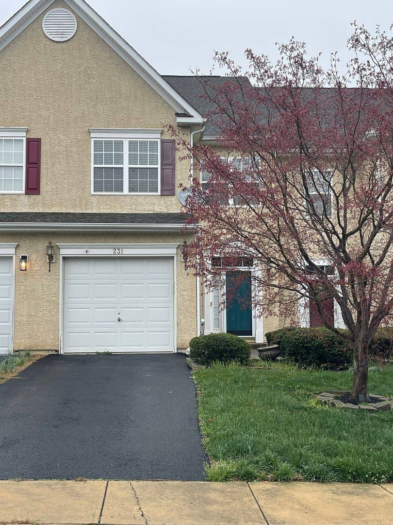 Townhouse for rent at 231 Wilmore Dr, Middletown, DE 19709