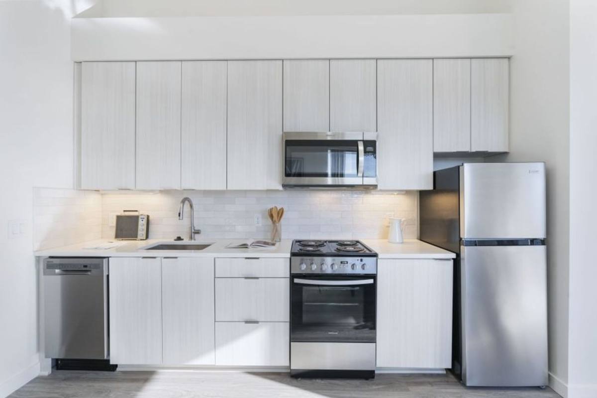 Apartment for rent at 5880 N Greeley Ave, Portland, OR 97217