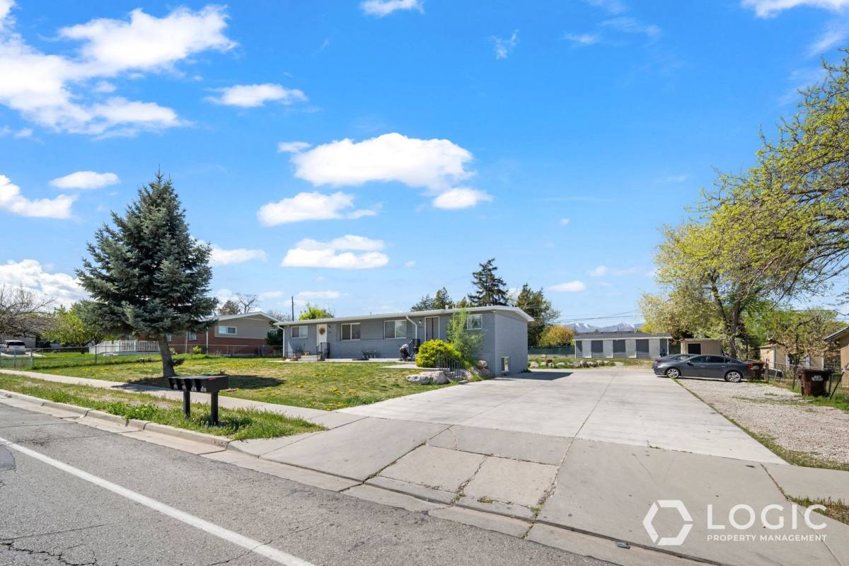 Apartment for rent at 4222 S 4800 W, West Valley City, UT 84120