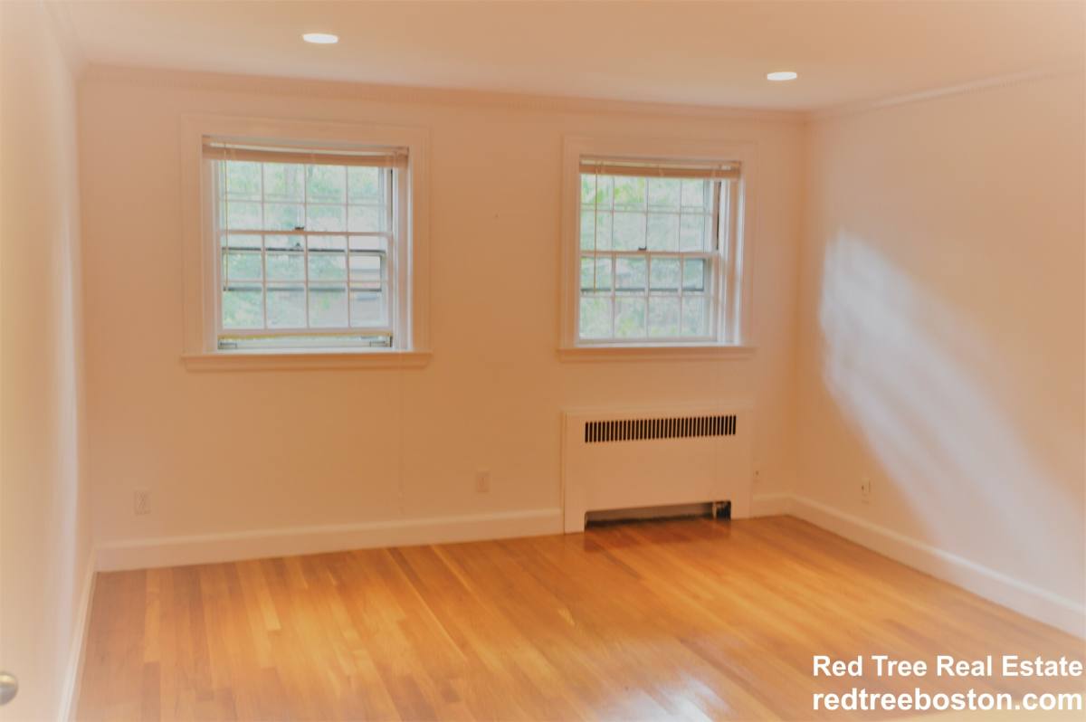 Apartment for rent at 67 Wyman St #4, Waban, MA 02468