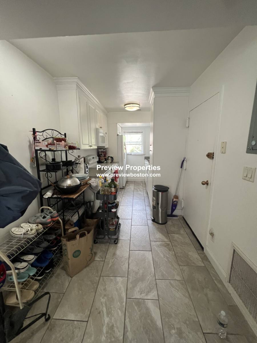 Apartment for rent at 164 Newton St #3, Brighton, MA 02135