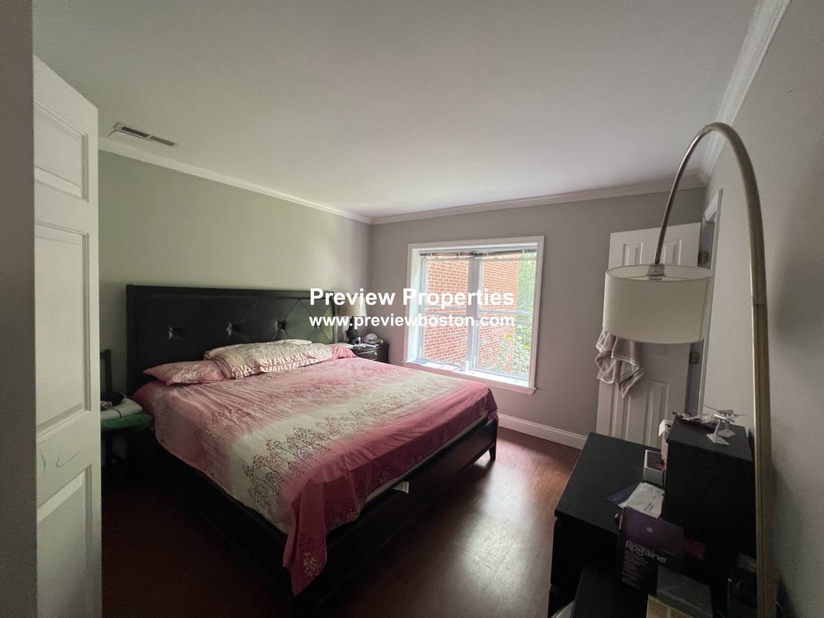 Apartment for rent at 164 Newton St #3, Brighton, MA 02135