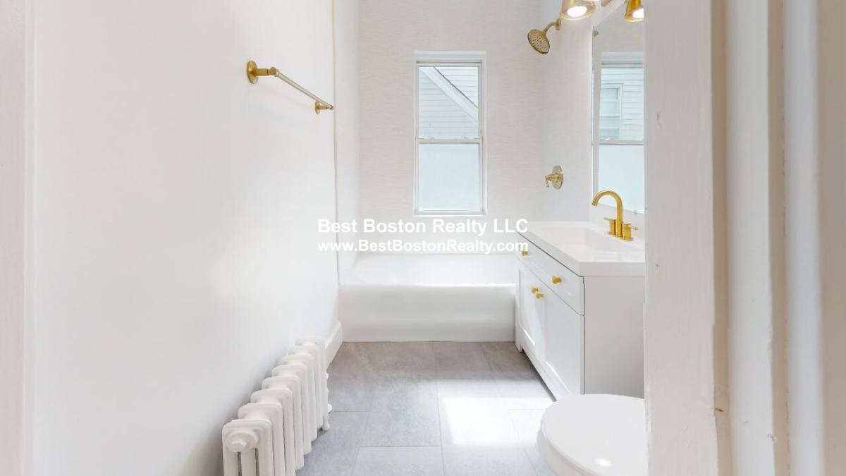 Apartment for rent at 58 Wilbur St #3, Everett, MA 02149