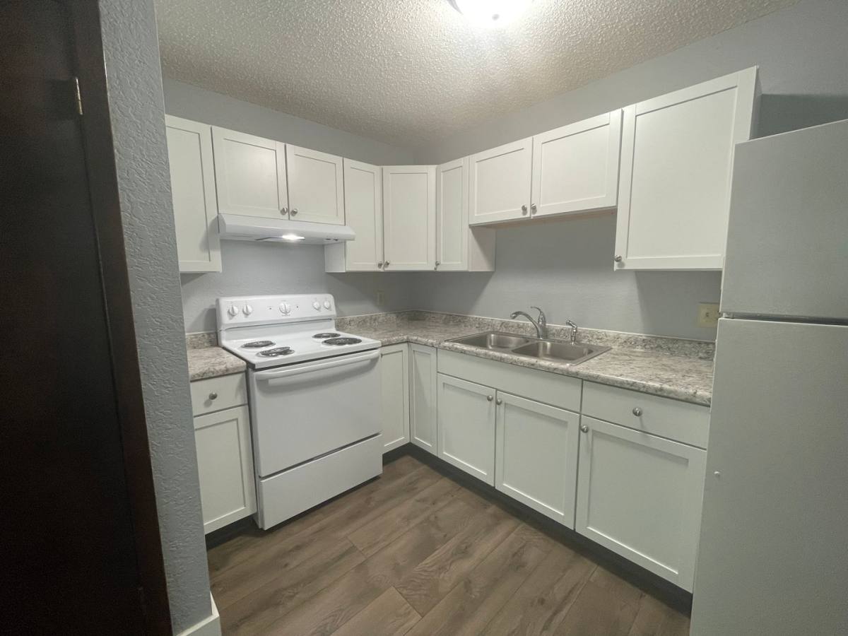 Apartment for rent at 210 W Center St, Conrad, IA 50621