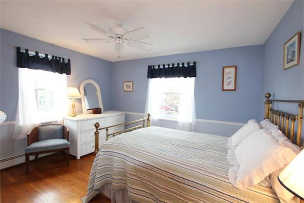 House for rent at 2B Braemore Rd, Brighton, MA 02135