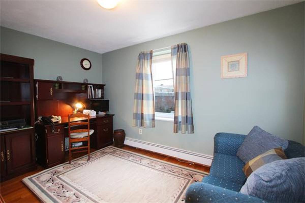 House for rent at 2B Braemore Rd, Brighton, MA 02135