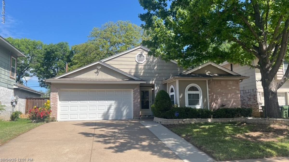 House for rent at 903 Lovewood Lane, Arlington, TX 76013