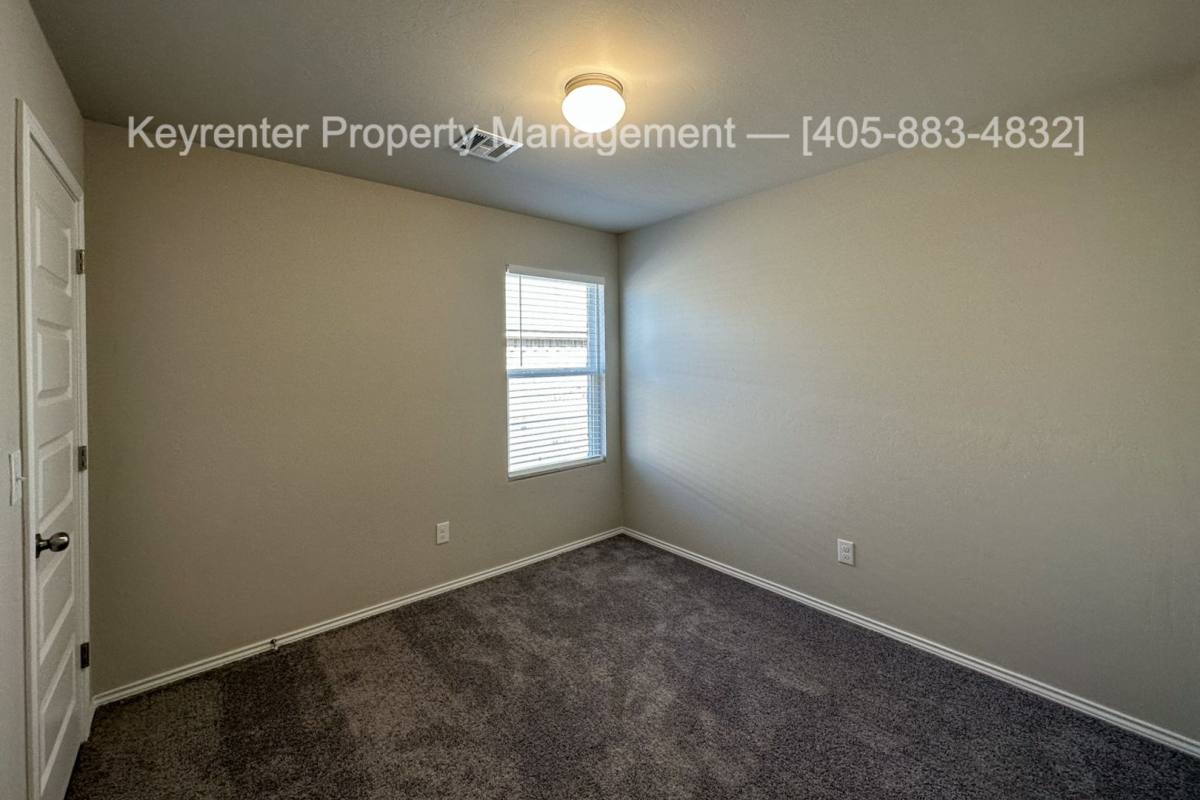 House for rent at 11713 NW 95th St, Yukon, OK 73099