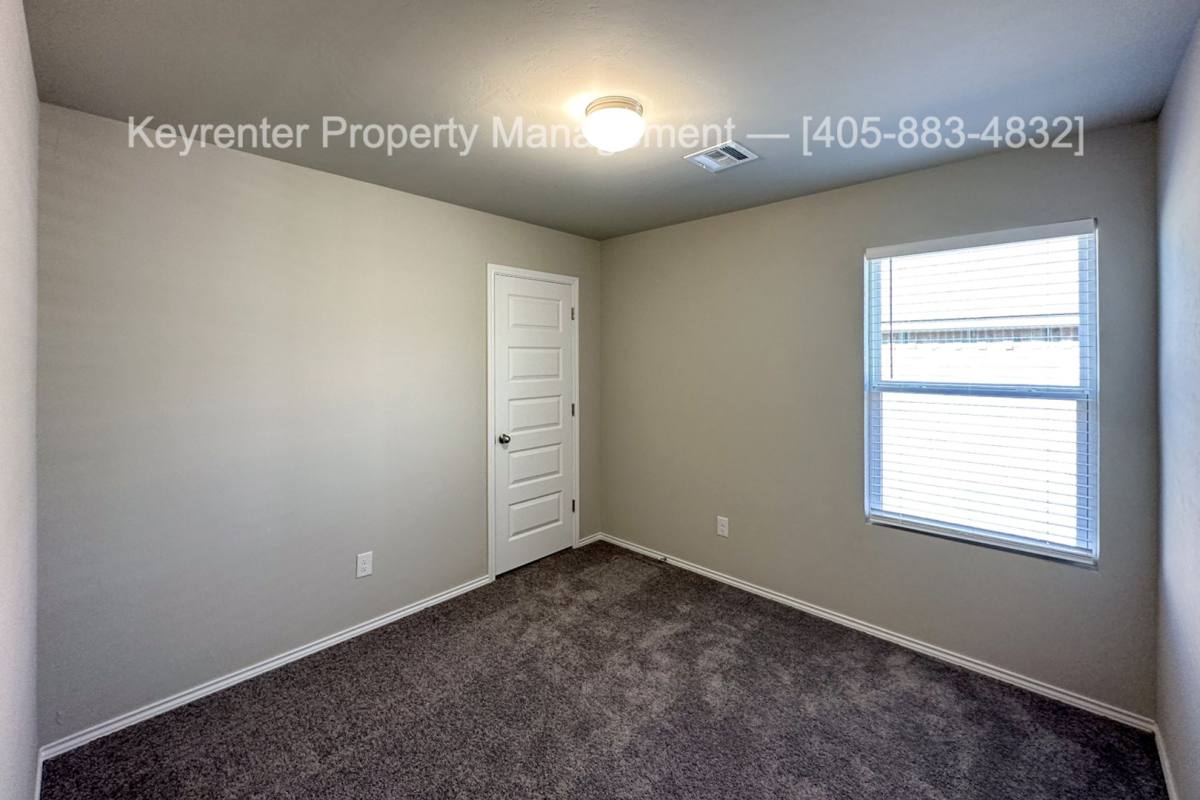 House for rent at 11713 NW 95th St, Yukon, OK 73099