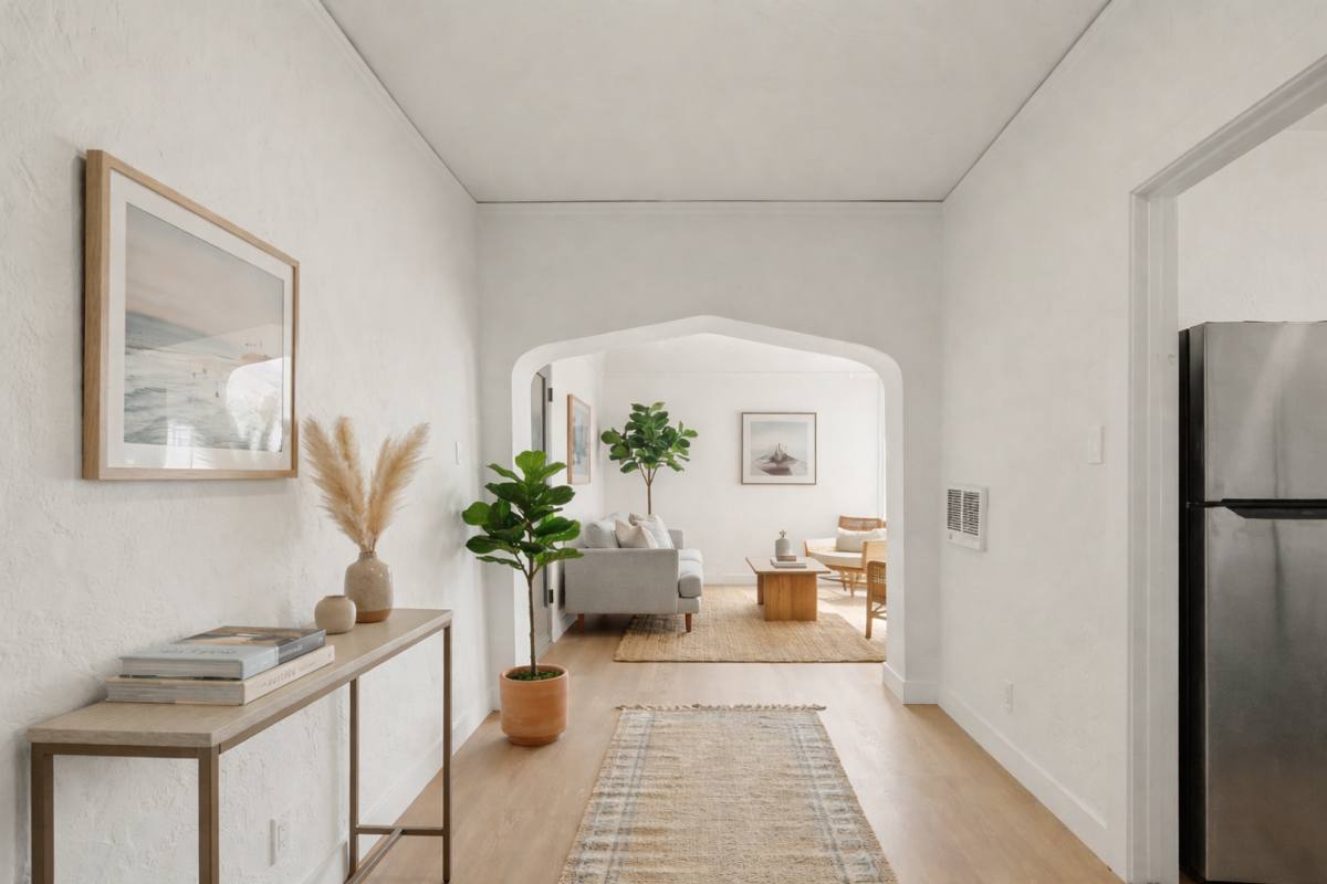 Apartment for rent at 4251 E 4th St, Long Beach, CA 90814