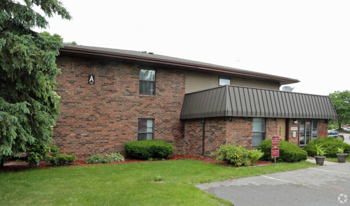 Apartment for rent at 365 N Peters Ave, Fond Du Lac, WI 54935