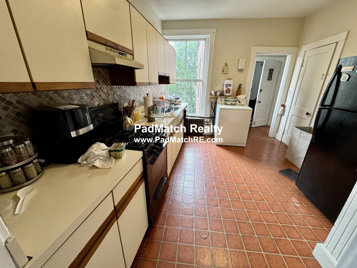Apartment for rent at 104 Strathmore Rd #3, Brighton, MA 02135