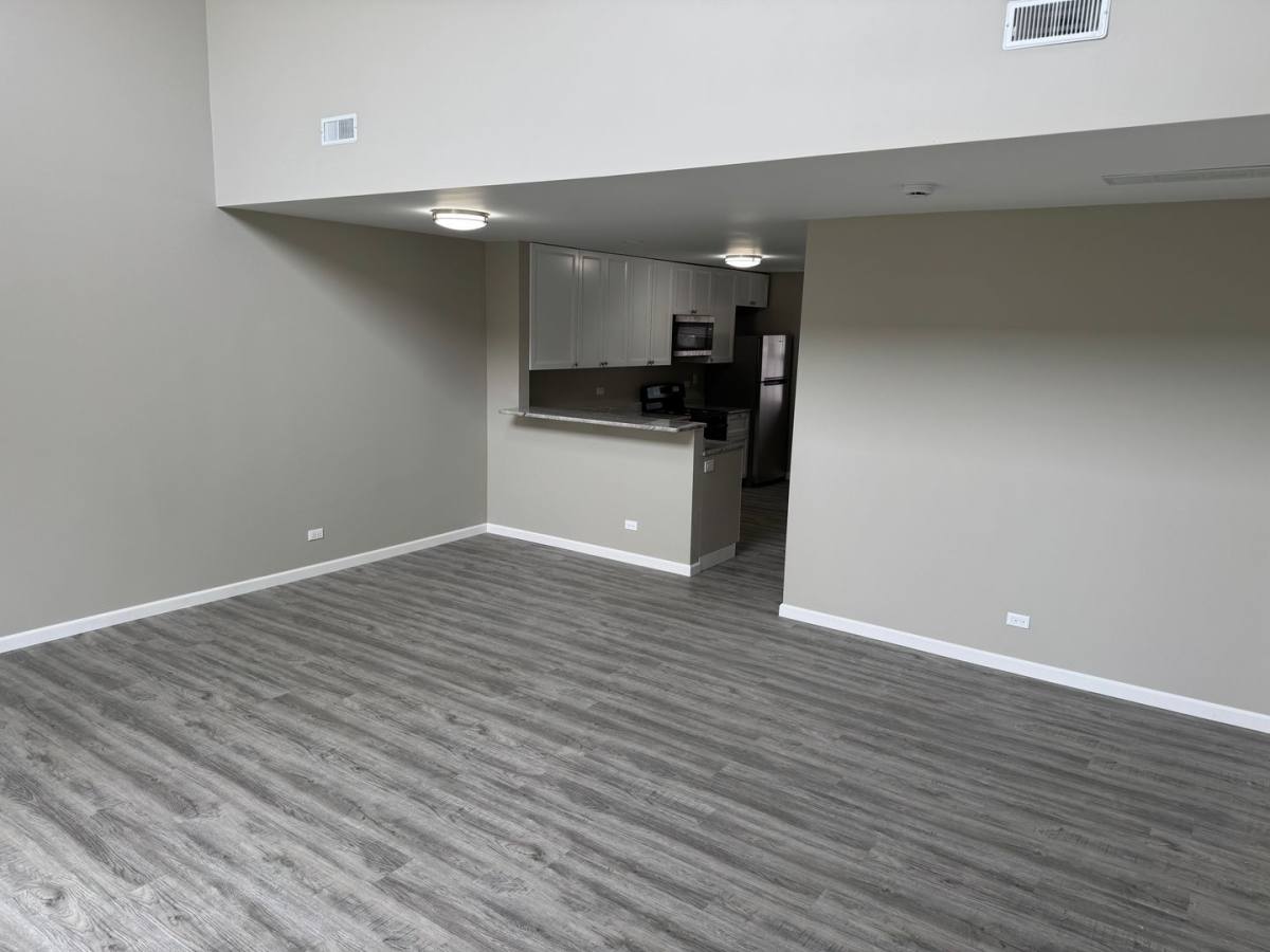 House for rent at 1725 Chrysler Dr, Belvidere, IL 61008
