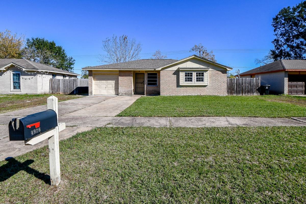 House for rent at 4926 Ridgestone St, Houston, TX 77053
