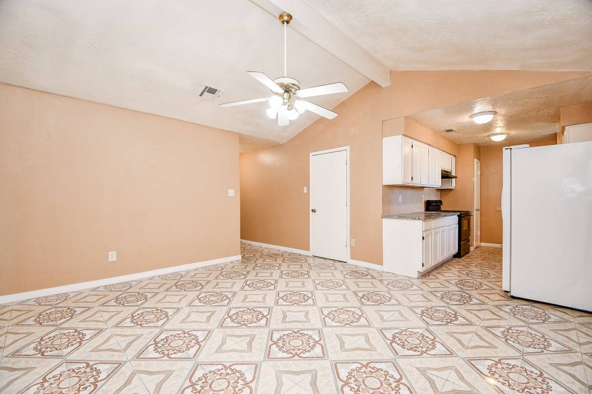 House for rent at 4926 Ridgestone St, Houston, TX 77053