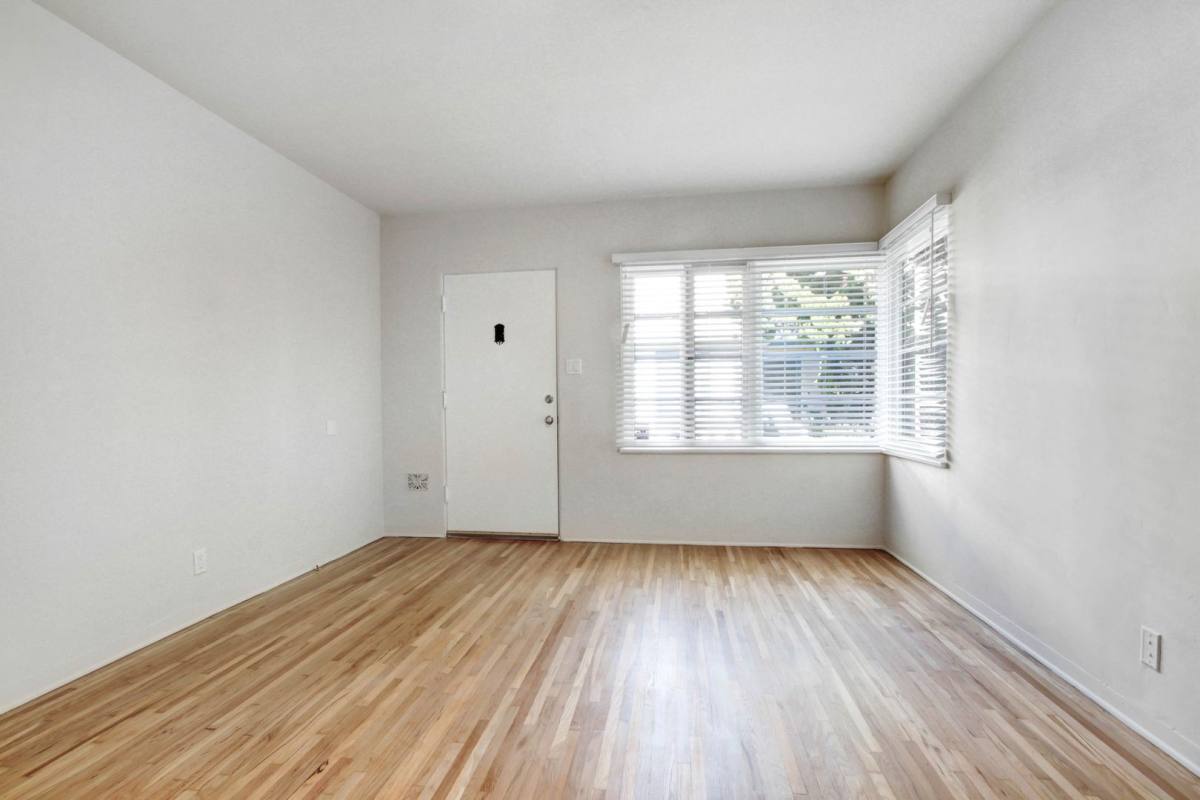 Apartment for rent at 2202-2206 20th St, Santa Monica, CA 90405