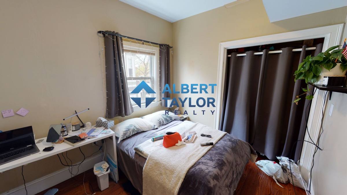 Apartment for rent at 344 Centre St #3, Jamaica Plain, MA 02130