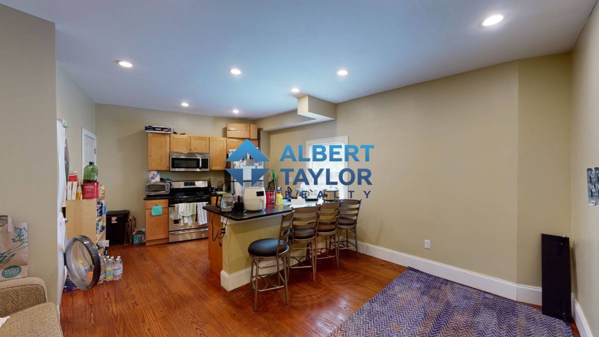Apartment for rent at 344 Centre St #3, Jamaica Plain, MA 02130