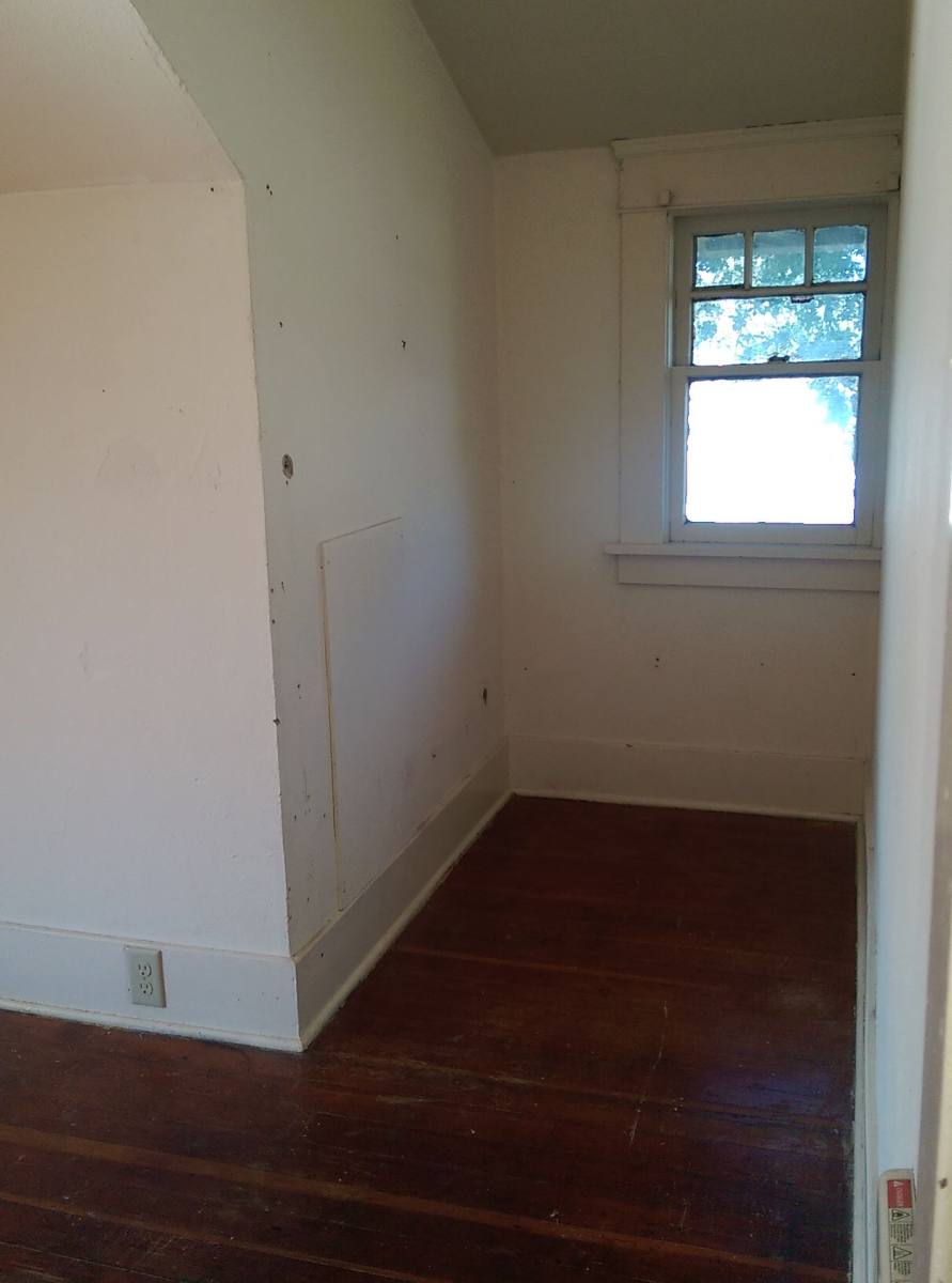 Apartment for rent at 45, 46, 48, 53, 60, 70, 73, 77, 82 Rasor Ave, Eugene, OR 97404