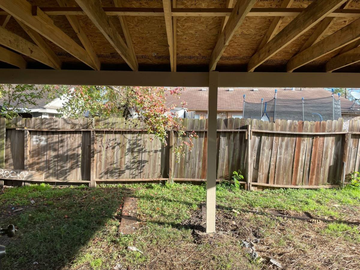 House for rent at 4751 E Ridge Creek Dr, Houston, TX 77053
