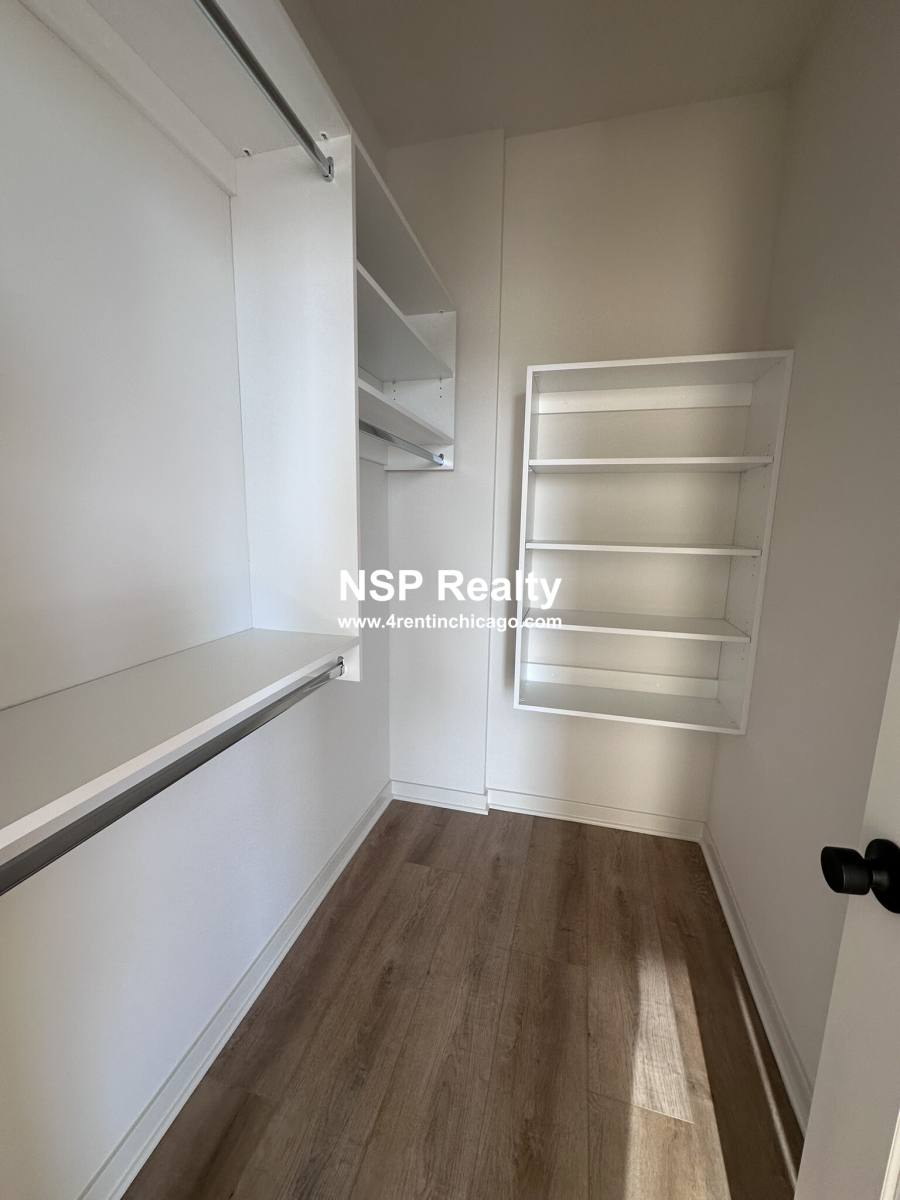 Apartment for rent at 6340 Belmont #206, Chicago, IL 60634