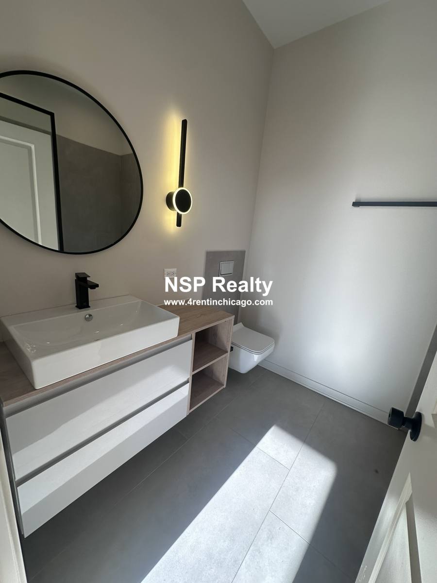 Apartment for rent at 6340 Belmont #206, Chicago, IL 60634