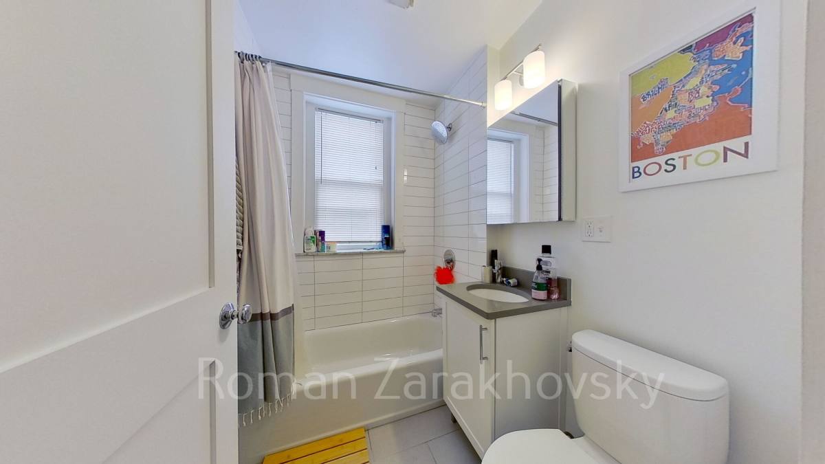Apartment for rent at 81 Harvard St #10A, Brookline, MA 02445
