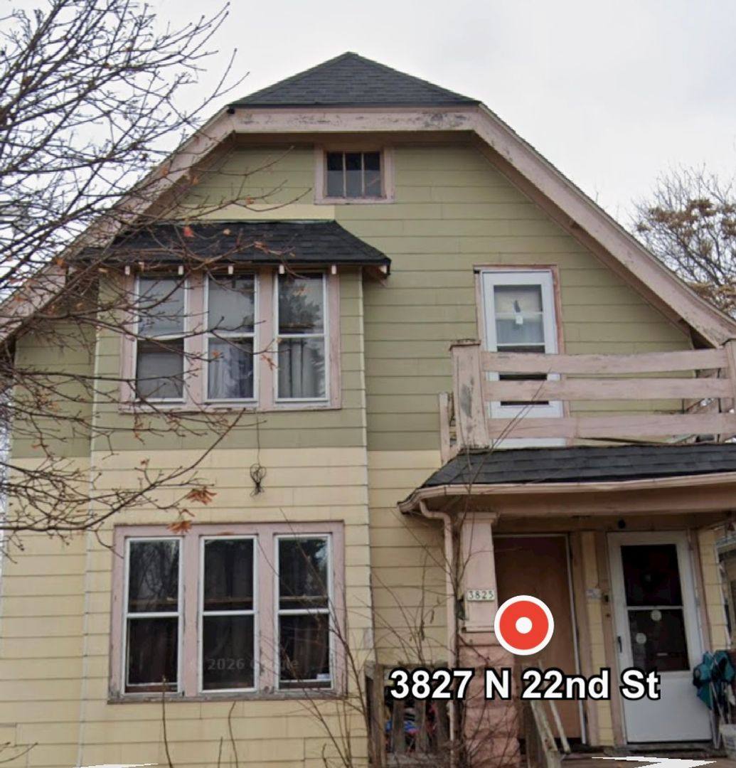 Apartment for rent at 3825-27 N 22nd St, Milwaukee, WI 53206